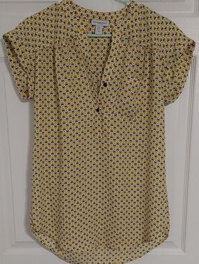 Carolina Belle Blouse Cap Sleeve Size XS Yellow Geometric Print